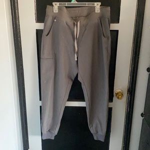 Large Figs Zamora Jogger Pants Graphite Color